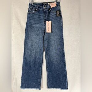 BCBG Generation Women's Classic high Rise Blue wide leg Jeans Size 5/27